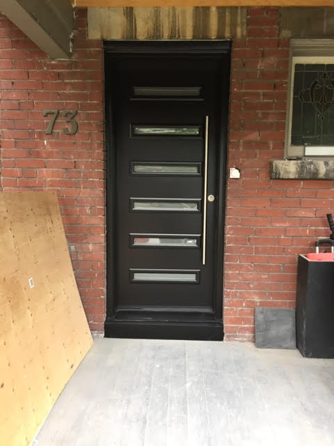 Uno 6 steel door in black copy