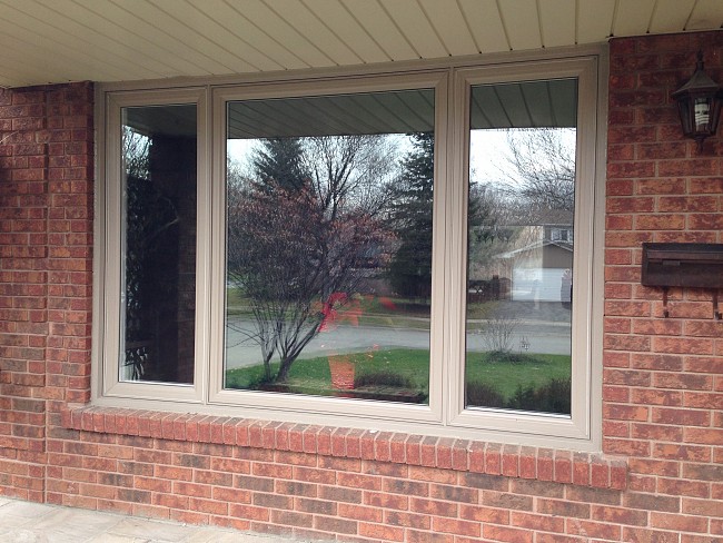 vinyl-windows-replacement-toronto-mid-century-modern-shutter