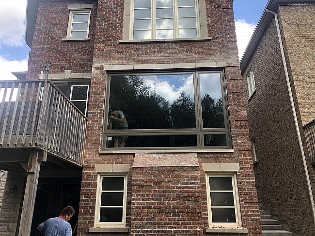 vinyl-windows-replacement-toronto-three-storey