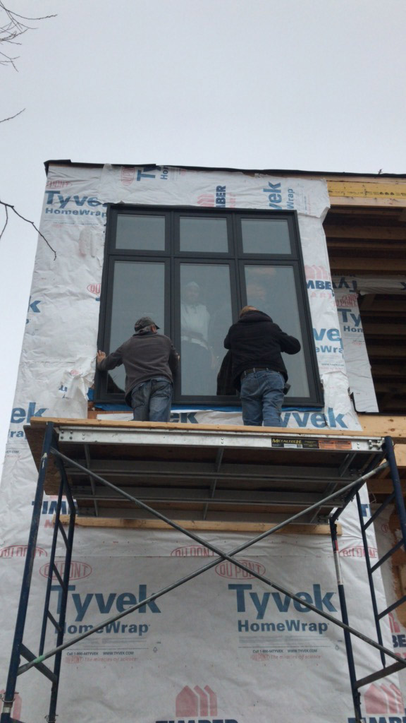 installation-crew-of-window