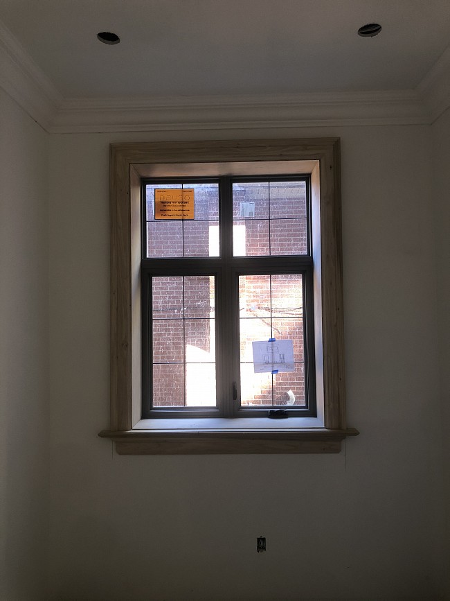 interior-living-room-window-replacement
